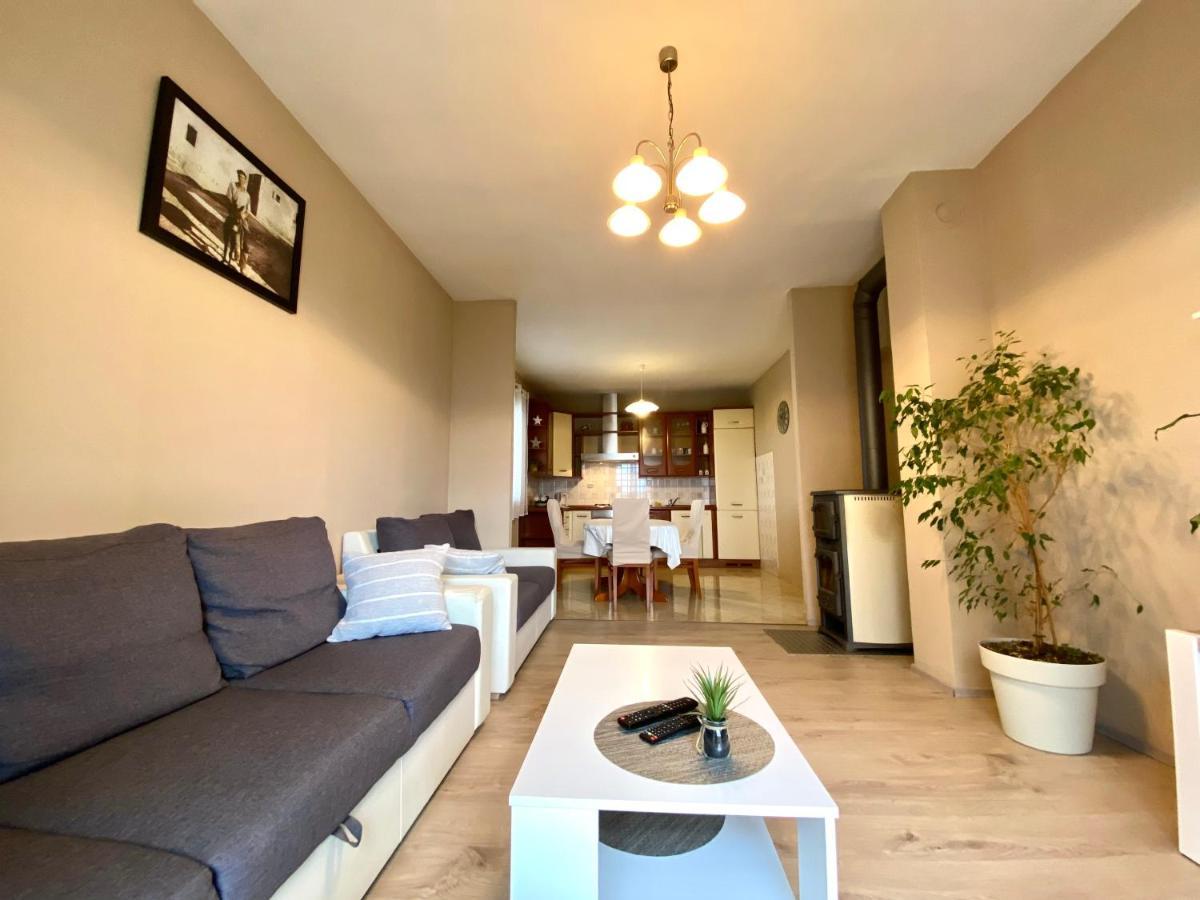 Apartment Marcella 1 Ljubač Εξωτερικό φωτογραφία